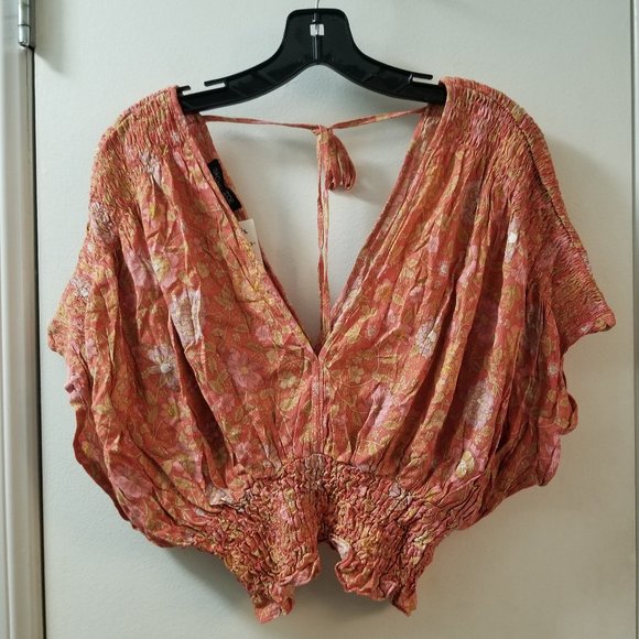 Rachel And Zoe Rushed Bottom V neck, tie back top.New - Picture 1 of 9